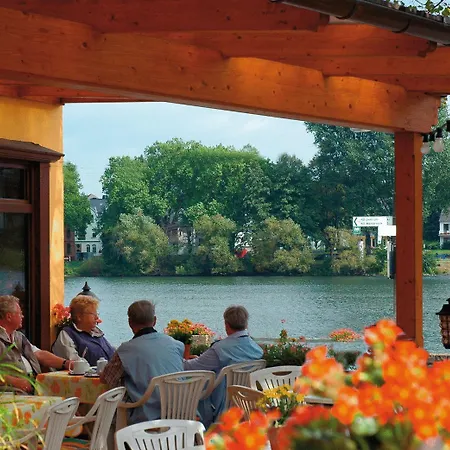 فندق Weinhaus Kreuter 3*