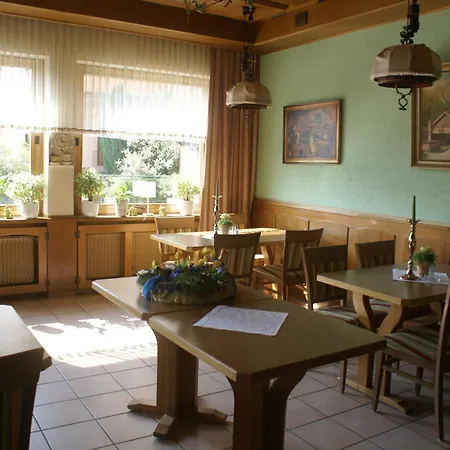 فندق Weinhaus Kreuter