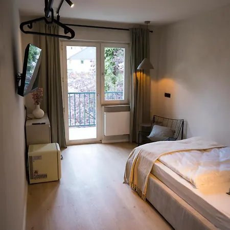 Weinhaus Kreuter فندق 3*