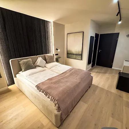 Weinhaus Kreuter 3* كوبلنس