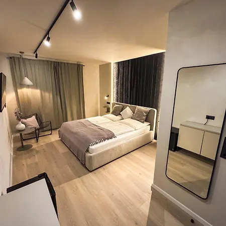 فندق Weinhaus Kreuter 3*