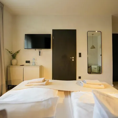 Boutique Hotel An Der Mosel - Ehemalig Hotel Kreuter 3*