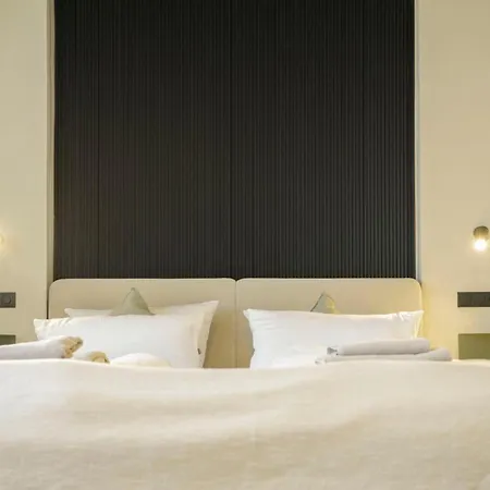 Boutique An Der Mosel - Ehemalig Kreuter 4* كوبلنس