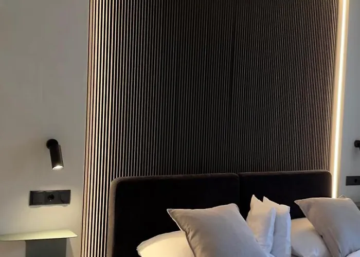 Hotel Weinhaus Kreuter 3*